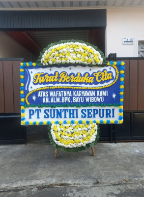 Papan Bunga Duka di Padang Birik Birik